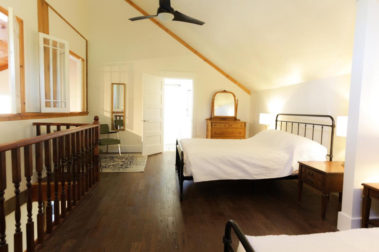Milford Jackson'S Falls Country Inn מראה חיצוני תמונה